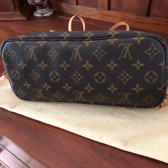 Louis Vuitton Neverfull PM - Picture 2 of 5